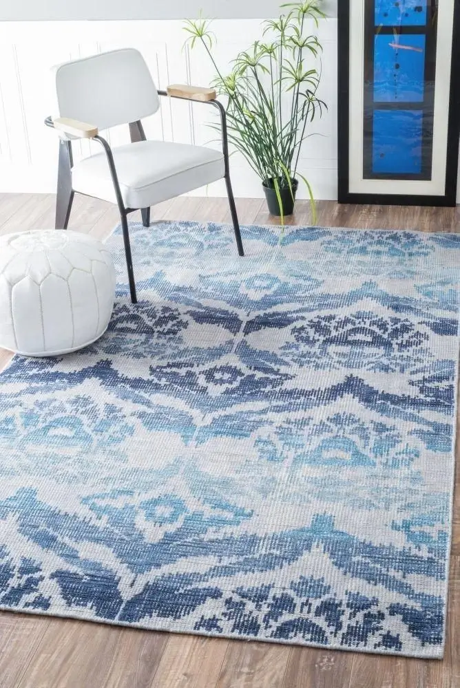 Damask Pattern Rug
